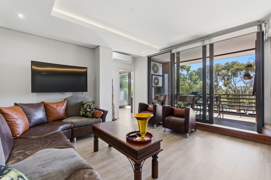 2 Bedroom Property for Sale in Green Point Western Cape